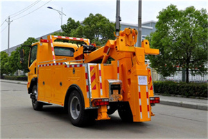 海州高速路拖车费